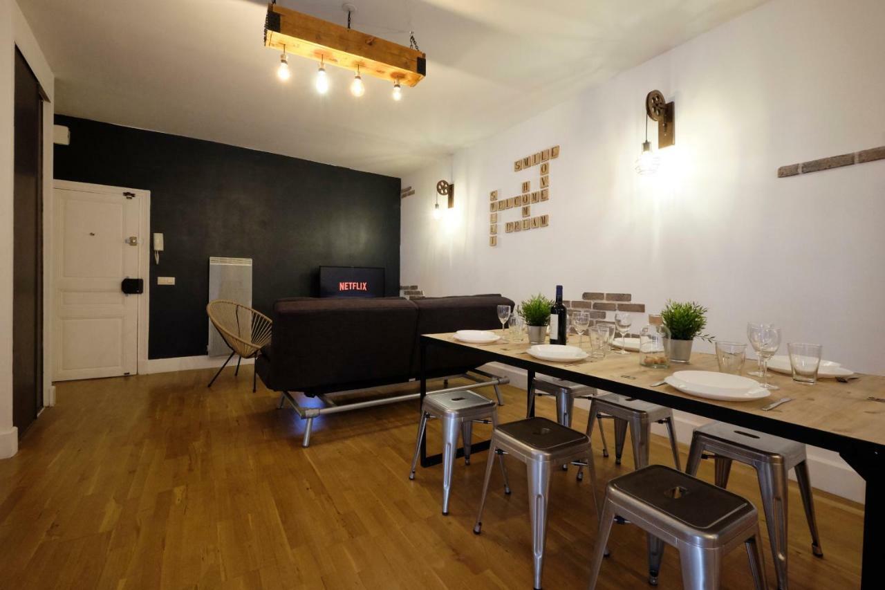 Melina - Appartement Dans Les Remparts De La Bastide Avec Parking Et Terrasse Carcassonne Exterior foto
